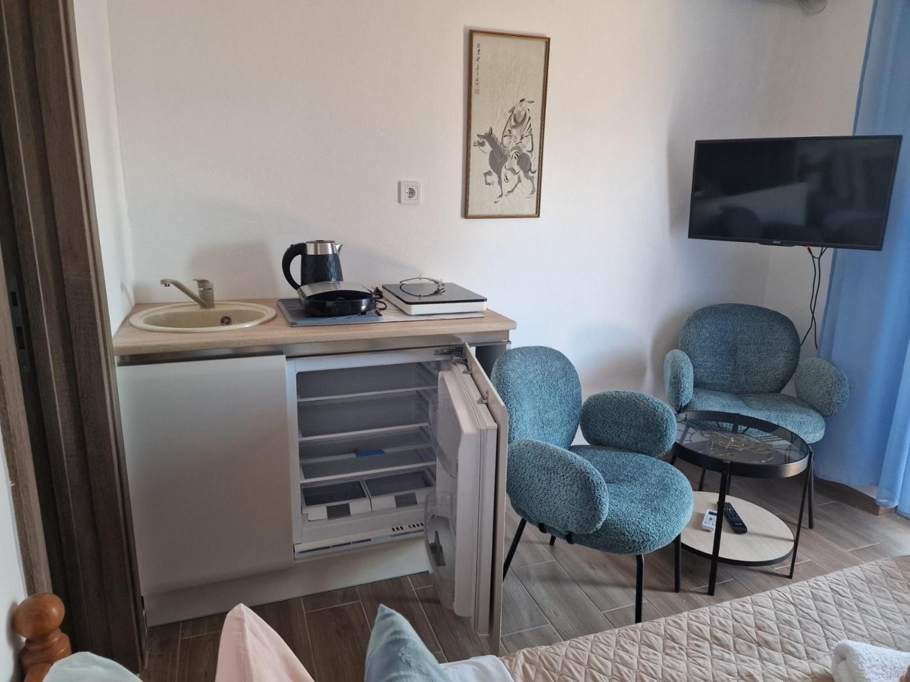 Villa Mia Apartments Bijela Eksteriør billede