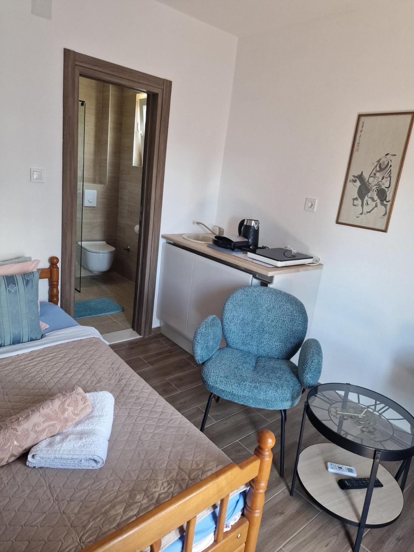 Villa Mia Apartments Bijela Eksteriør billede